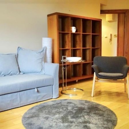 Modern Apt In Heart Of Dublín Exterior foto